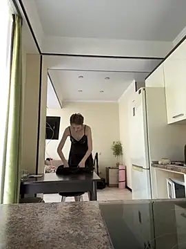 Sensual Flower online show from 2, 4, 2026