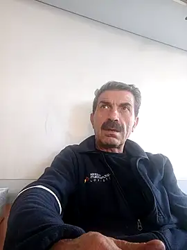 Snapshot of kobra21turki chatting on 18, 12, 2025 kobra21turki online show from 18, 12, 2025