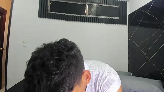 Snapshot of Emer_santos chatting on 3, 2, 2026 Emer santos online show from 3, 2, 2026