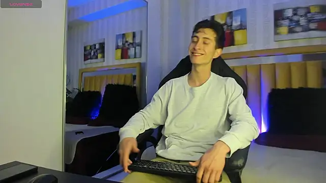 Ithan Skin online show from 9, 2, 2026