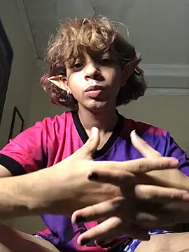 Snapshot of TommyTheReal chatting on 16, 12, 2025 TommyTheReal online show from 16, 12, 2025