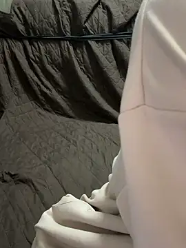 tubasa1216 online show from 5, 2, 2026