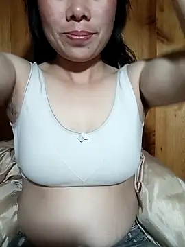 Chloe-ee online show from 9, 2, 2026