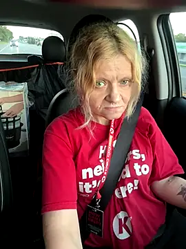 lindzybella online show from 28, 9, 2025