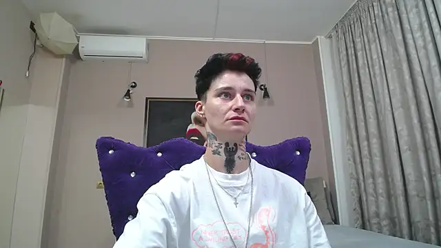 Snapshot of KennyXSX chatting on 15, 7, 2026 KennyXSX online show from 15, 7, 2026