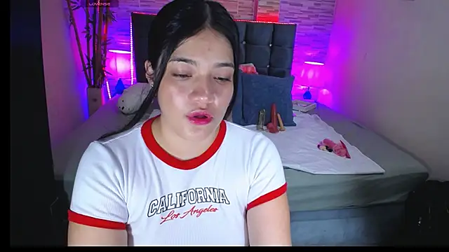 Valeri hot22 online show from 13, 4, 2026