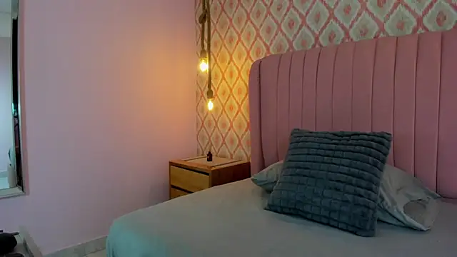 Snapshot of clarise_hall3 chatting on 6, 6, 2026 clarise hall3 online show from 6, 6, 2026