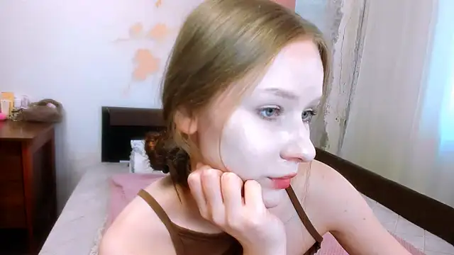 chloe wifey online show from 30, 4, 2026