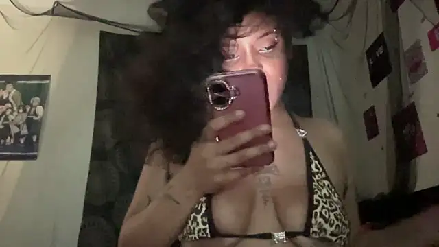 Snapshot of dollier0tz chatting on 16, 6, 2026 dollier0tz online show from 16, 6, 2026