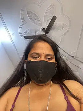 Snapshot of missmisha01 chatting on 18, 12, 2025 missmisha01 online show from 18, 12, 2025