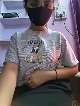 Snapshot of kinsu4763 chatting on 18, 1, 2026 kinsu4763 online show from 18, 1, 2026