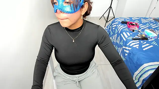 katia Gray2 online show from 4, 2, 2026