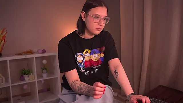 Snapshot of DeloresRamos chatting on 18, 12, 2025 DeloresRamos online show from 18, 12, 2025