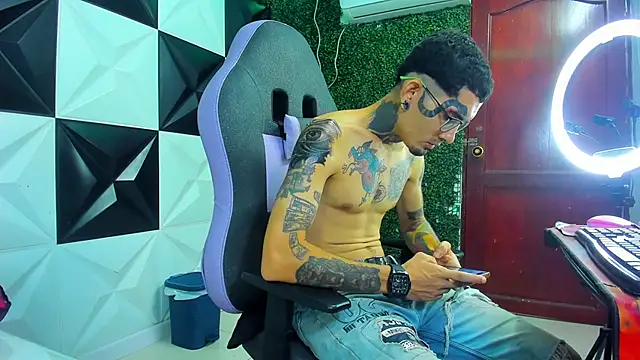 Boy tatto77 online show from 24, 5, 2026