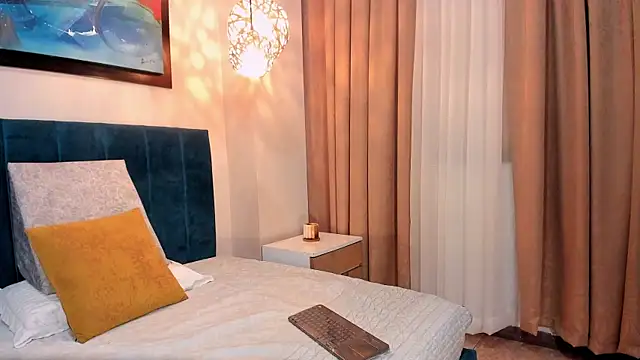 GahiaBelucci online show from 15, 1, 2026