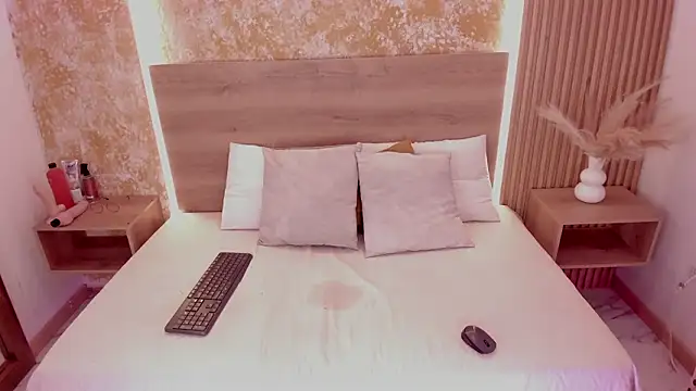 amber  ferrera online show from 31, 1, 2026