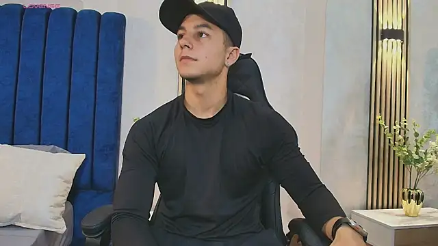 Noah Clarkk online show from 21, 5, 2026