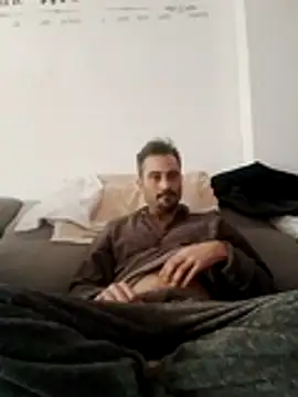 Snapshot of zeur chatting on 12, 1, 2026 zeur online show from 12, 1, 2026