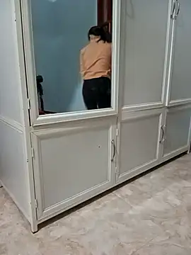 Sweet-Berryy online show from 7, 1, 2026