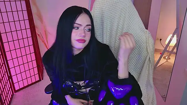 Dark Diva online show from 27, 5, 2026