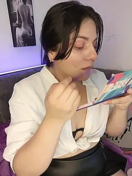 paulina coxx online show from 18, 3, 2026