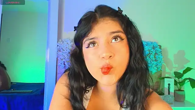 Snapshot of hannaa_cute chatting on 6, 5, 2026 hannaa cute online show from 6, 5, 2026
