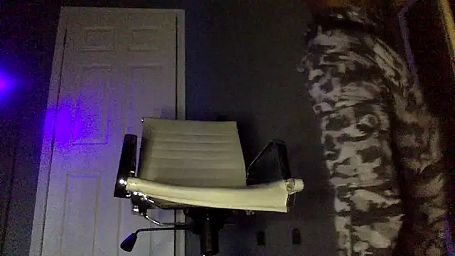 Cantgetenough0069 online show from 14, 1, 2026