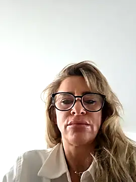 LaLynn online show from 26, 2, 2026