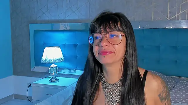 ValkiriaRaven online show from 21, 12, 2025