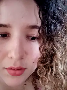 Snapshot of SalmaMilk chatting on 22, 12, 2025 SalmaMilk online show from 22, 12, 2025