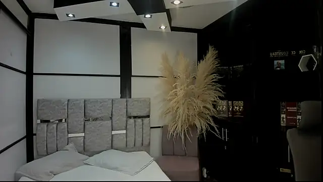 AmbarBrownn  online show from 26, 3, 2026