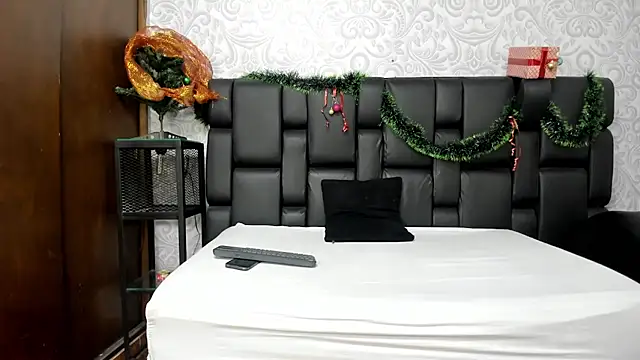 KyleBakerr online show from 19, 12, 2025