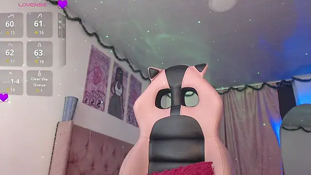 Snapshot of violett_brown9 chatting on 7, 5, 2026 violett brown9 online show from 7, 5, 2026