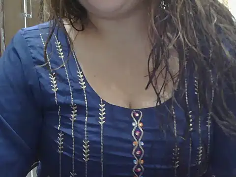 navdeepkour online show from 8, 4, 2026