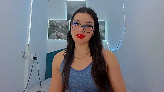 Snapshot of RedAssHottie chatting on 18, 1, 2025 RedAssHottie online show from 18, 1, 2025