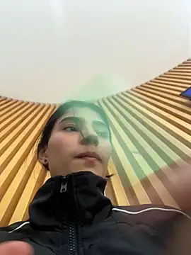 Ema Rose  online show from 16, 4, 2026