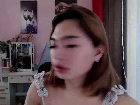 Snapshot of biaca_summer21 chatting on 21, 12, 2025 biaca summer21 online show from 21, 12, 2025