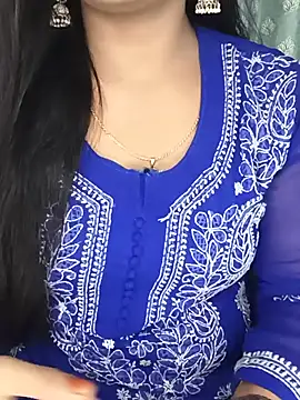 Snapshot of Deshi_bhabhi143 chatting on 8, 7, 2026 Deshi bhabhi143 online show from 8, 7, 2026