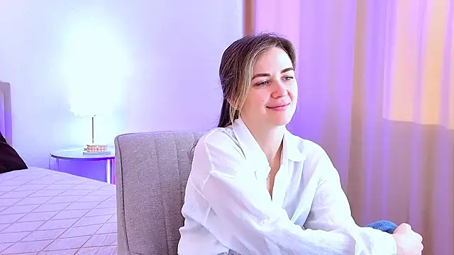 EmeraldGlow online show from 30, 3, 2026