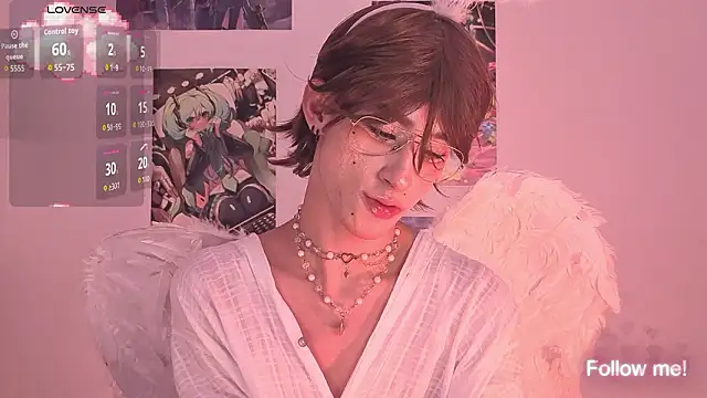 Kitsuneplay  online show from 1, 3, 2026