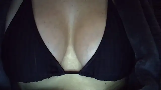 Snapshot of sexymilena9 chatting on 5, 2, 2026 sexymilena9 online show from 5, 2, 2026