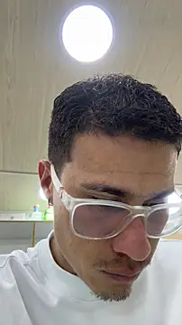 Latin Paisa Boy online show from 17, 2, 2026