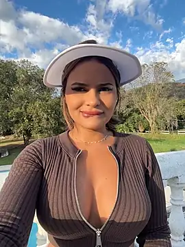 Snapshot of Irina_Velvett chatting on 14, 7, 2026 Irina Velvett online show from 14, 7, 2026