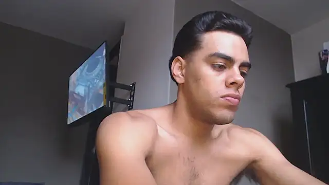 Snapshot of Millan_DarkWood chatting on 5, 1, 2026 Millan DarkWood online show from 5, 1, 2026