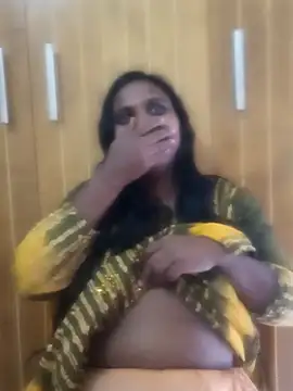 Snapshot of Hot_Sweety02 chatting on 23, 12, 2025 Hot Sweety02 online show from 23, 12, 2025