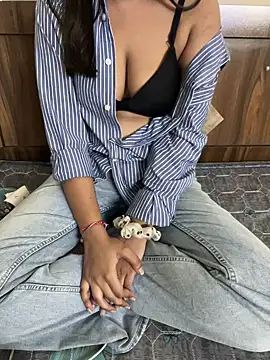 Snapshot of geetanjali_singh chatting on 7, 4, 2026 geetanjali singh online show from 7, 4, 2026