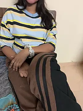 Snapshot of geetanjali_singh chatting on 8, 4, 2026 geetanjali singh online show from 8, 4, 2026