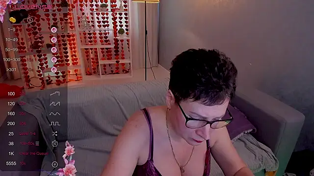 JennyMons online show from 12, 2, 2026