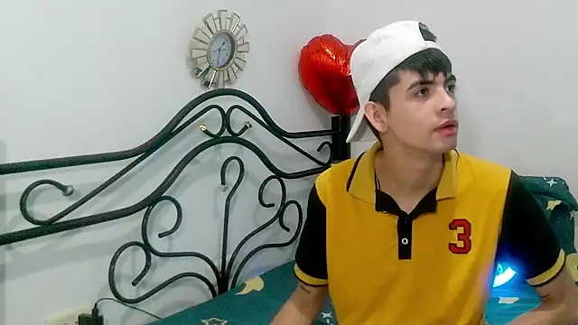 Snapshot of nico22love chatting on 25, 2, 2026 nico22love online show from 25, 2, 2026