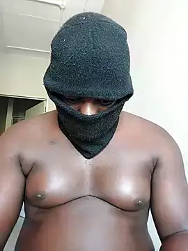 Snapshot of Bra-G chatting on 7, 5, 2026 Bra-G online show from 7, 5, 2026